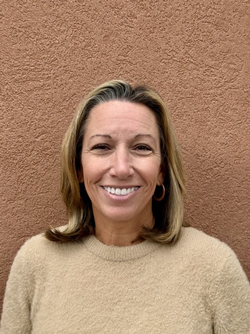 Click to view profile for Anna Lee