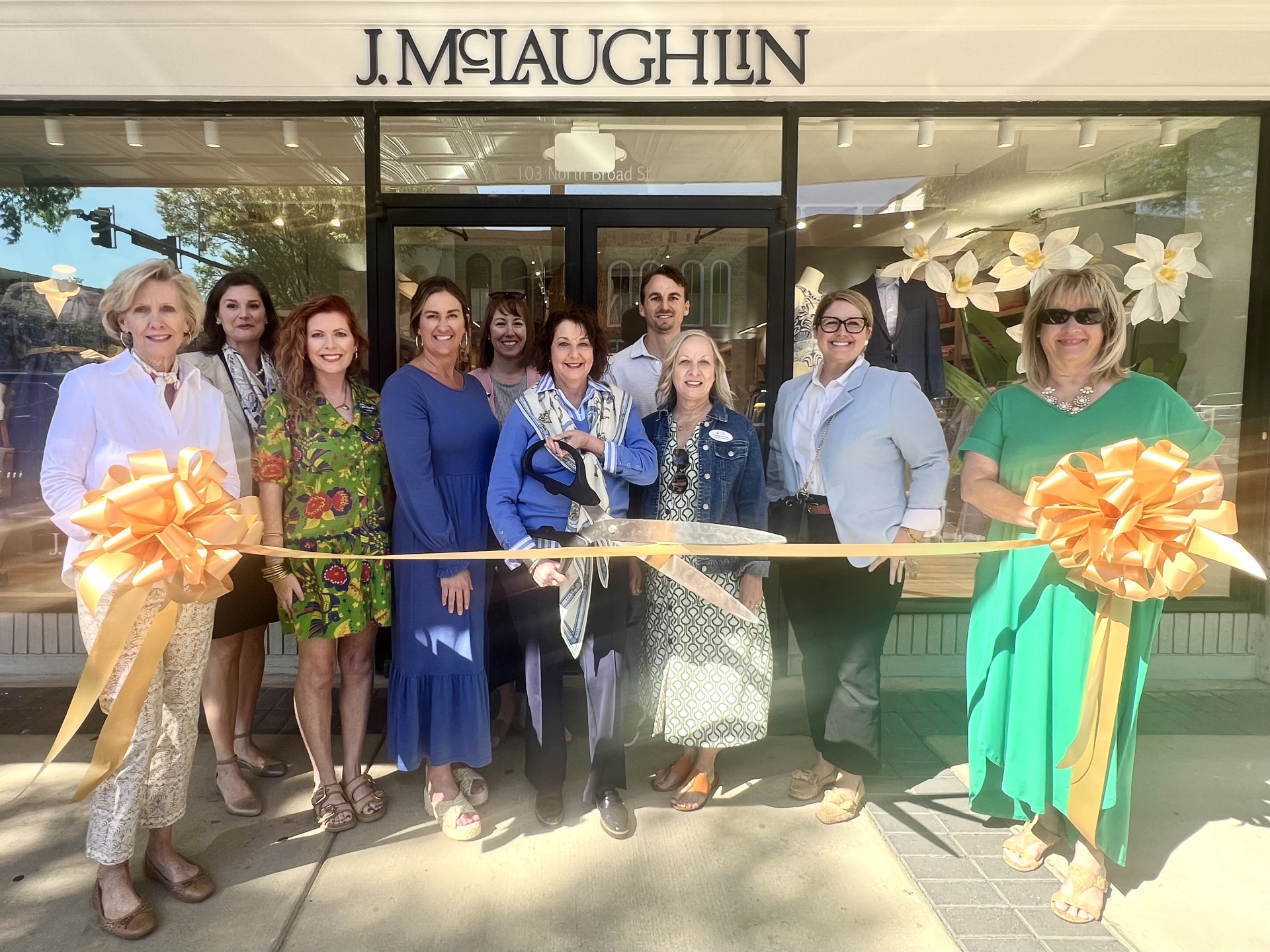 Photo for Imagine Thomasville Celebrates J.McLaughlin&rsquo;s Grand Opening with Ribbon-Cutting Ceremony at Historic Mitchell House